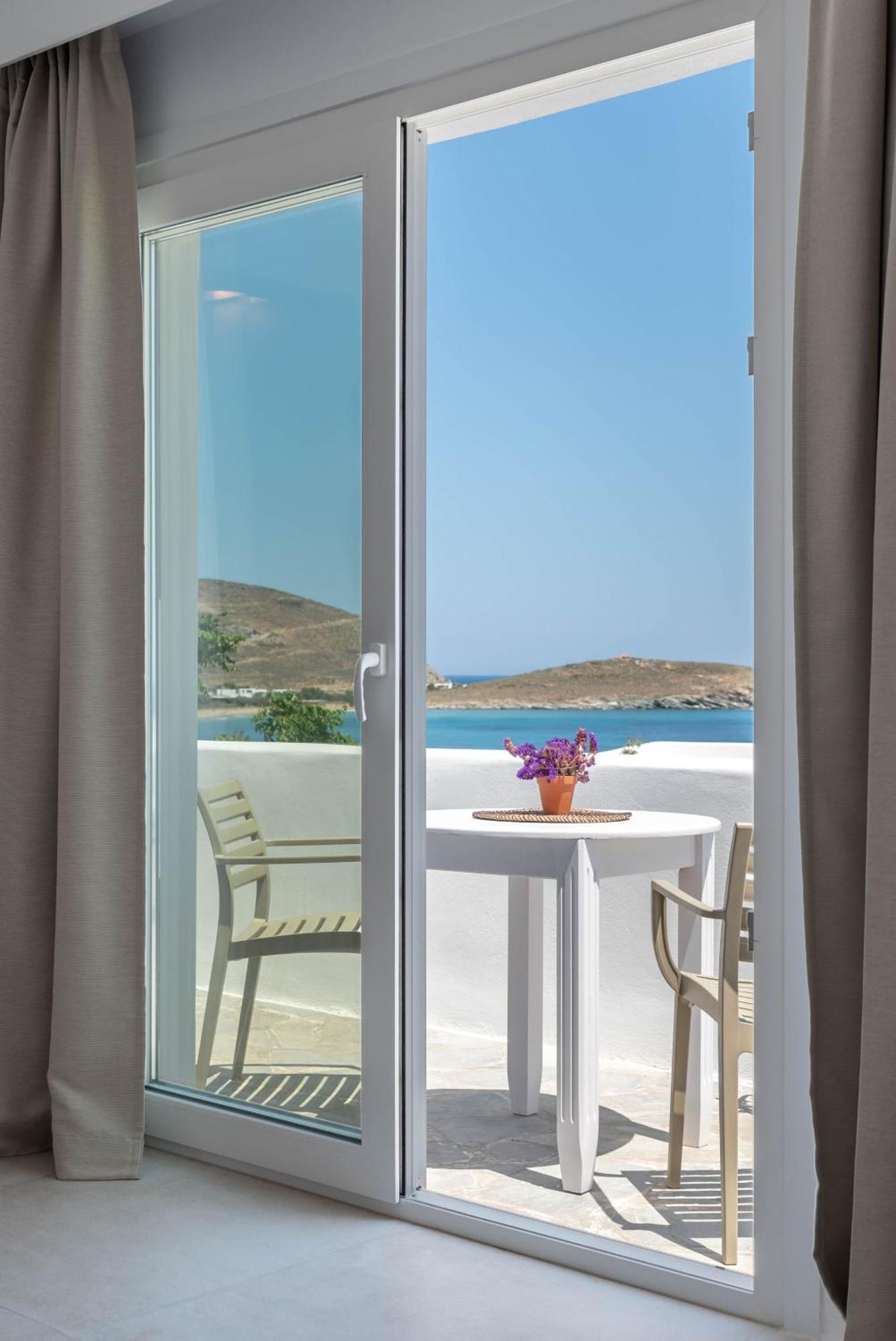 Cavos Aparthotel Agios Sostis  Rom bilde